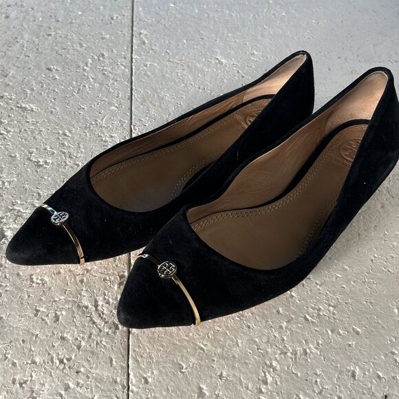 Tory Burch Black Flats with Gold Accent - Picture 8 of 11